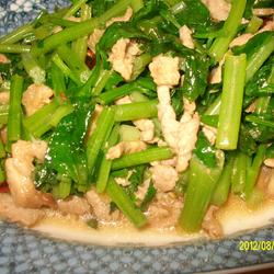 芹菜炒肉丝的做法[图]