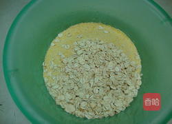 玉米面麦片羹的做法图解1