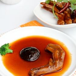 鸭掌焖香菇的做法[图]
