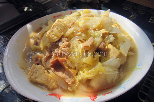 猪肉白菜炖冻豆腐