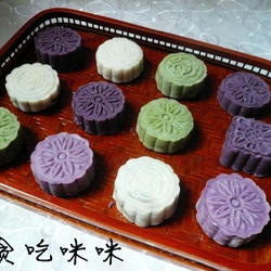 三色冰皮月饼的做法[图]