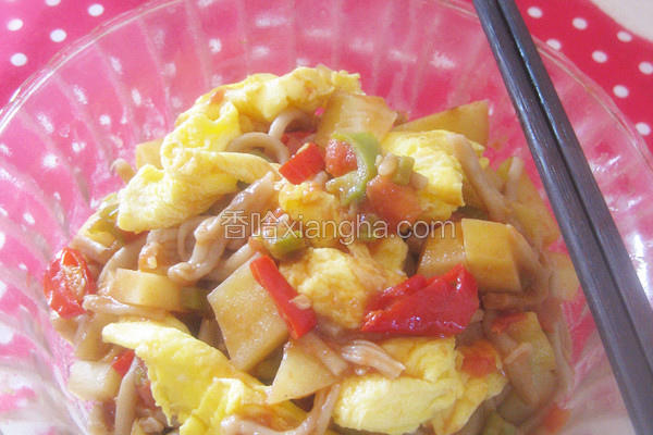 杂蔬炒莜面