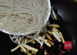 香干炒粉条的做法图解5