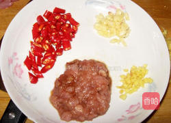 榄菜肉末四季豆的做法图解1