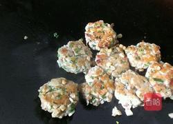 香煎藕丁鲮鱼肉饼的做法图解5