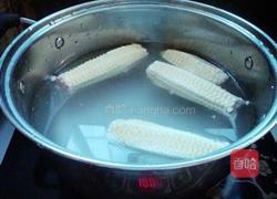 玉米饺子的做法图解8