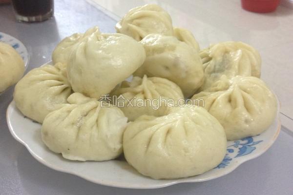 大叶芹包子