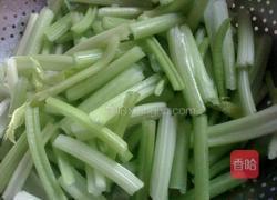 香干炒西芹的做法图解2