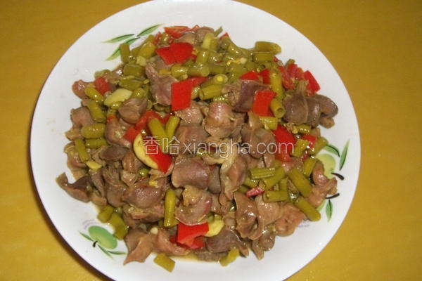 酸豆角炒鸭胗