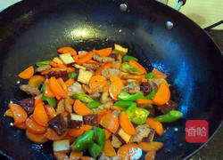 卤香干炒肉的做法图解7