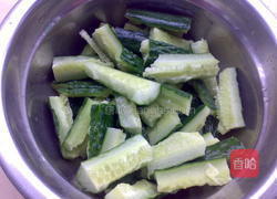 蒜香陈醋拍青瓜的做法图解4