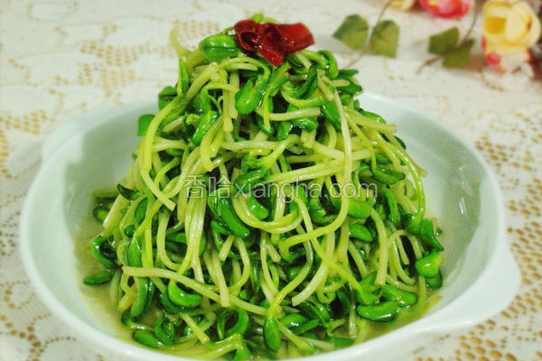 清炒黑豆芽