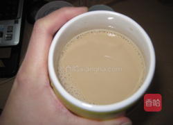 牛奶咖啡的做法图解8
