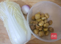 板栗烧白菜的做法图解2