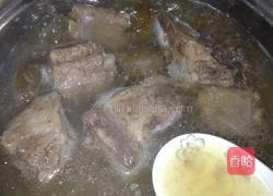 青橄榄排骨汤的做法图解5
