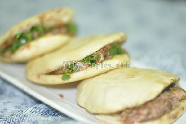 腊汁肉夹馍