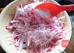 爽脆萝卜丝的做法图解2