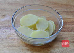 土豆培根披萨的做法图解19