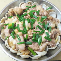 白贝蒸鸡腿的做法[图]