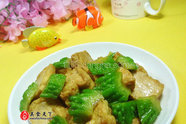 苦瓜烧豆腐