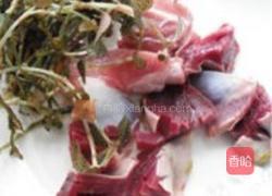 金线莲炖鸭肫的做法图解1