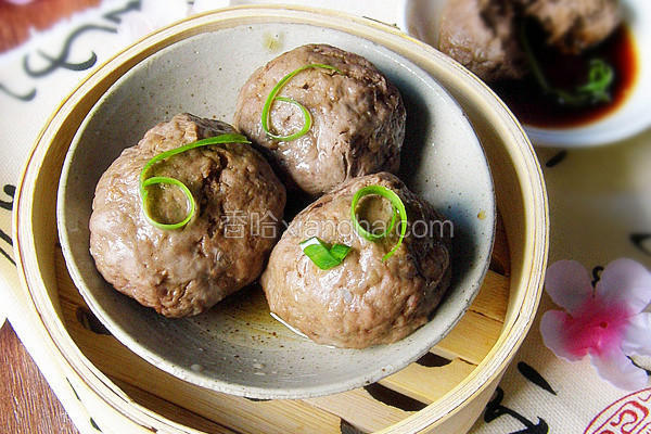 喼汁牛肉球