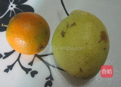 梨子夏橙汁的做法图解2