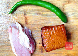 五花肉炒香干的做法图解1