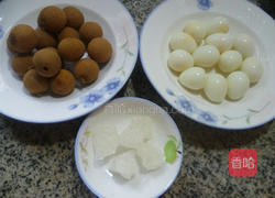 鹌鹑蛋桂圆汤的做法图解1