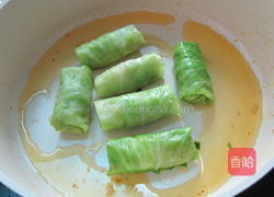 香煎翠绿包菜卷的做法图解9