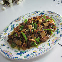 蒜片辣椒拆骨肉的做法[图]