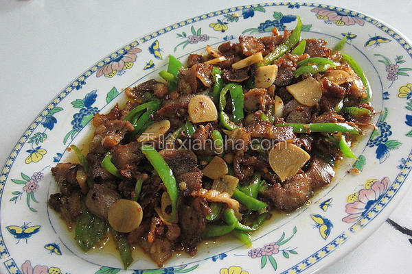 蒜片辣椒拆骨肉