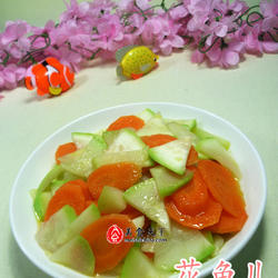 胡萝卜炒蒲瓜的做法[图]