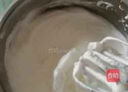 戚风蛋糕的做法图解8