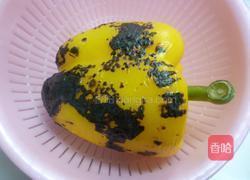 橄榄油渍彩椒的做法图解2