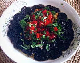 酸辣蕨根粉[图]