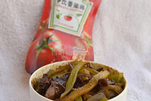 茄汁木耳莴笋丝