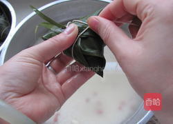 红豆蜜枣粽的做法图解9