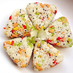黑芝麻玉米肠饭团的做法[图]