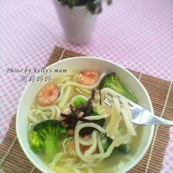 鲍汁海虾乌冬面的做法[图]