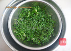 荠菜拌香干的做法图解2