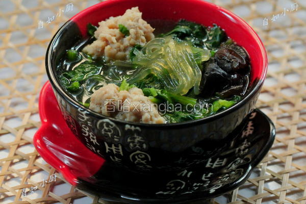 菠菜丸子汤