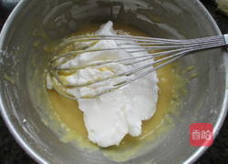 芝麻戚风蛋糕的做法图解9