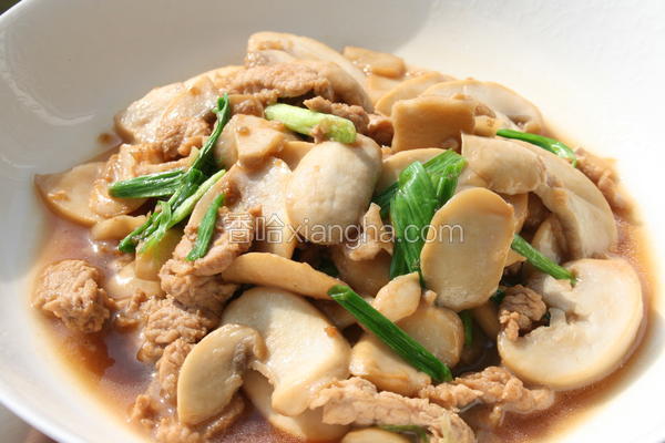 口蘑炒肉片