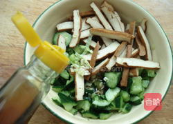 香干拌黄瓜的做法图解7