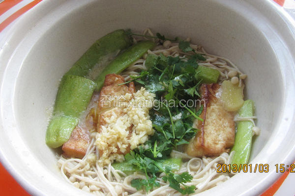 西葫芦豆腐煲