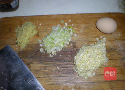 熏干豆腐卷的做法图解1