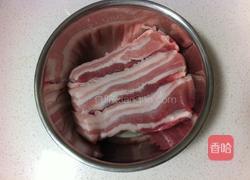 砂锅酸菜白肉的做法图解1