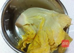 砂锅酸菜白肉的做法图解3