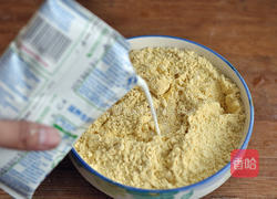 玉米饼子就小咸鱼的做法图解4